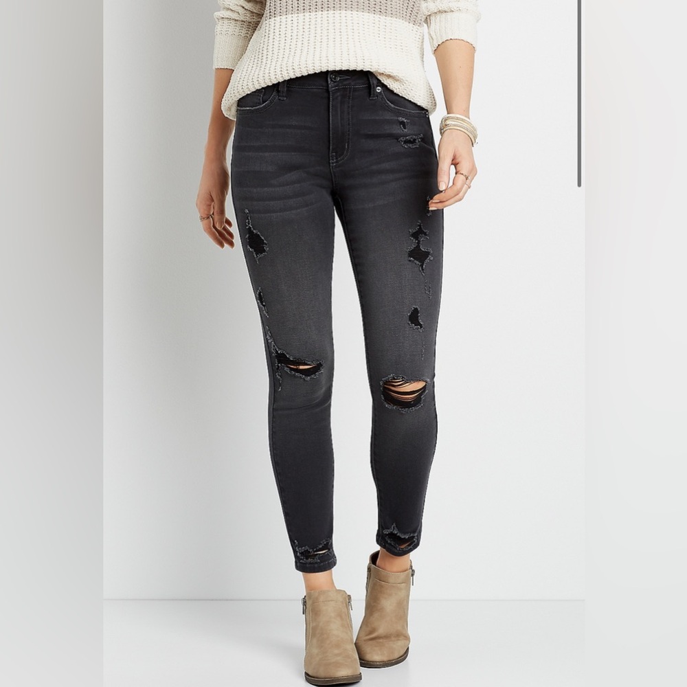 Kancan Distressed Black Jeans Size 31
